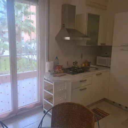 Casa Elena Bordighera, A Due Passi Dal Mare Per 4 Persone *