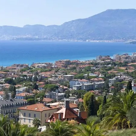 Casa Elena Bordighera, A Due Passi Dal Mare Per 4 Persone Lejlighed